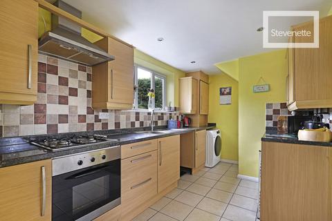 33 Beaconfield Road, Epping, CM16 5AR