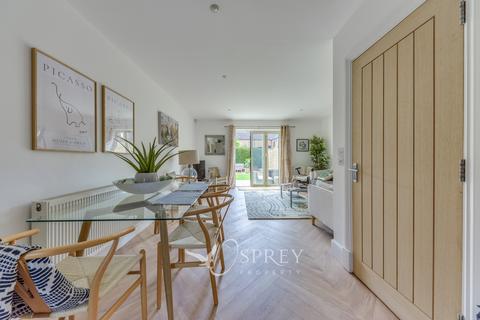 25 Ayston Road, Uppingham, Oakham, LE15 9RL