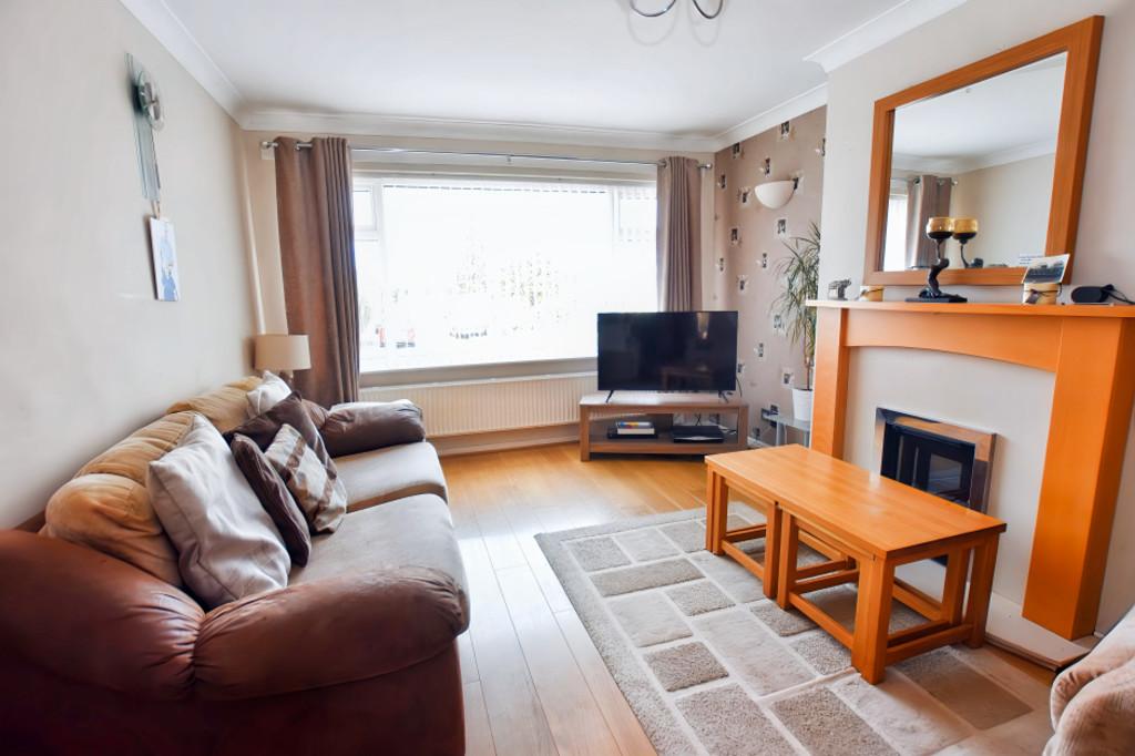 Lounge 1