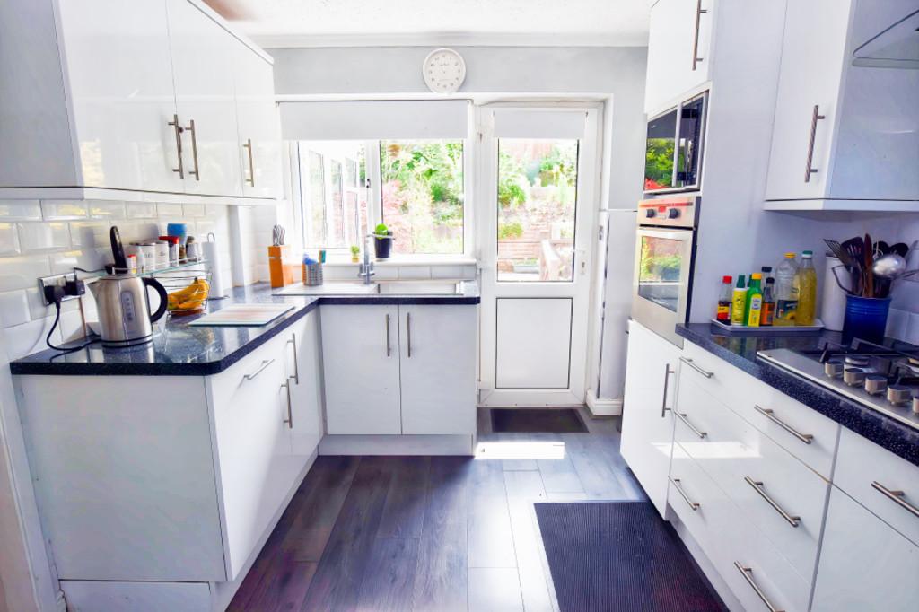 Kitchen 2