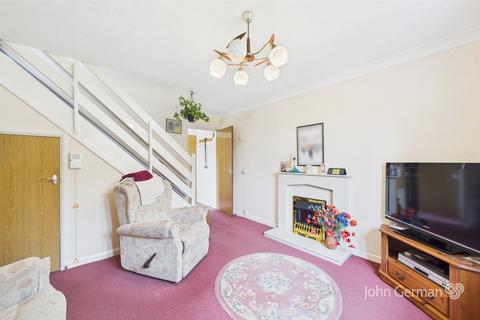 2 bedroom end of terrace house for sale, Calder Drive, Sutton Coldfield