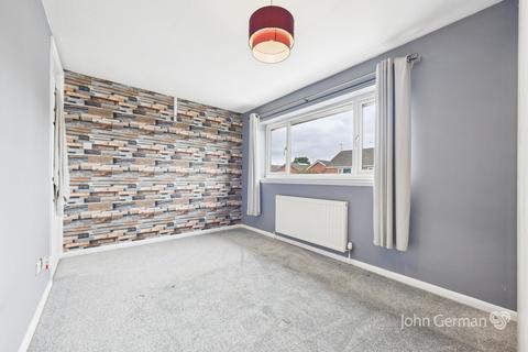 32 Greenacres Drive, Uttoxeter, ST14 7EB
