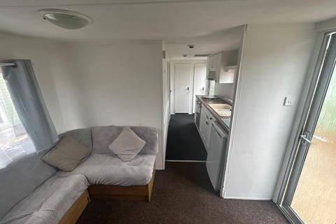 2 bedroom mobile home to rent, Top Road, Barnacle, Coventry