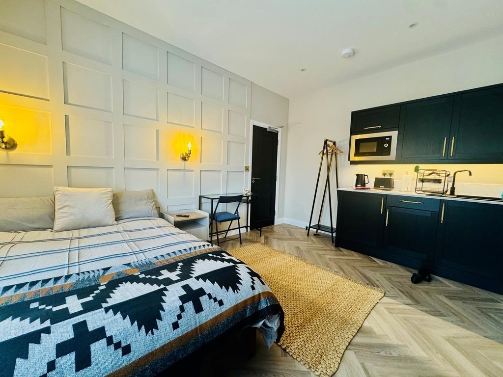 64 arthur room