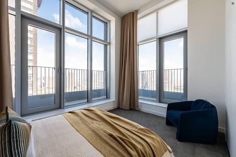 3 bedroom flat for sale, GoodLuck Hope, London E14