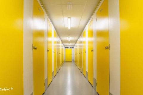 Garage to rent, Milner Street, Warrington WA5