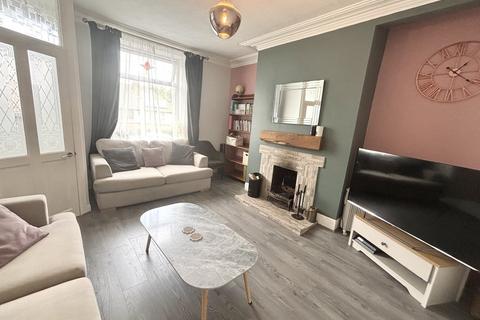 19 Windermere Road, Bradford, BD7 4RQ