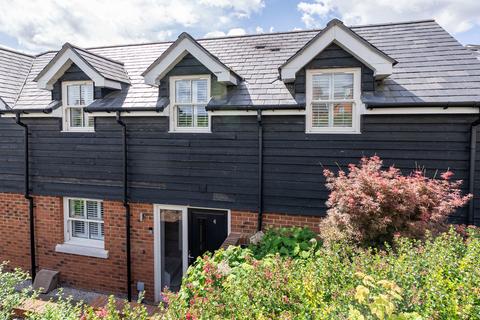 4 Pilgrim Lane, Dorking, RH4 1GQ