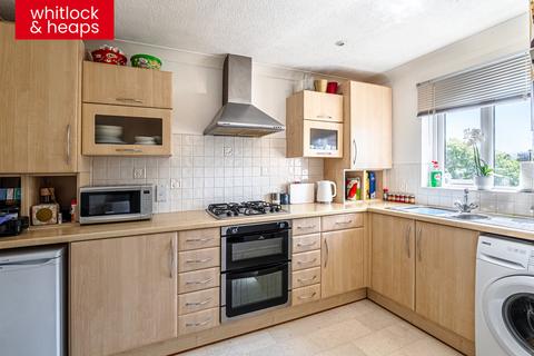 3 bedroom semi-detached house for sale, Village Close, Portslade