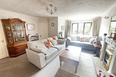 33 Silver Meadows, Trowbridge, BA14 0LF