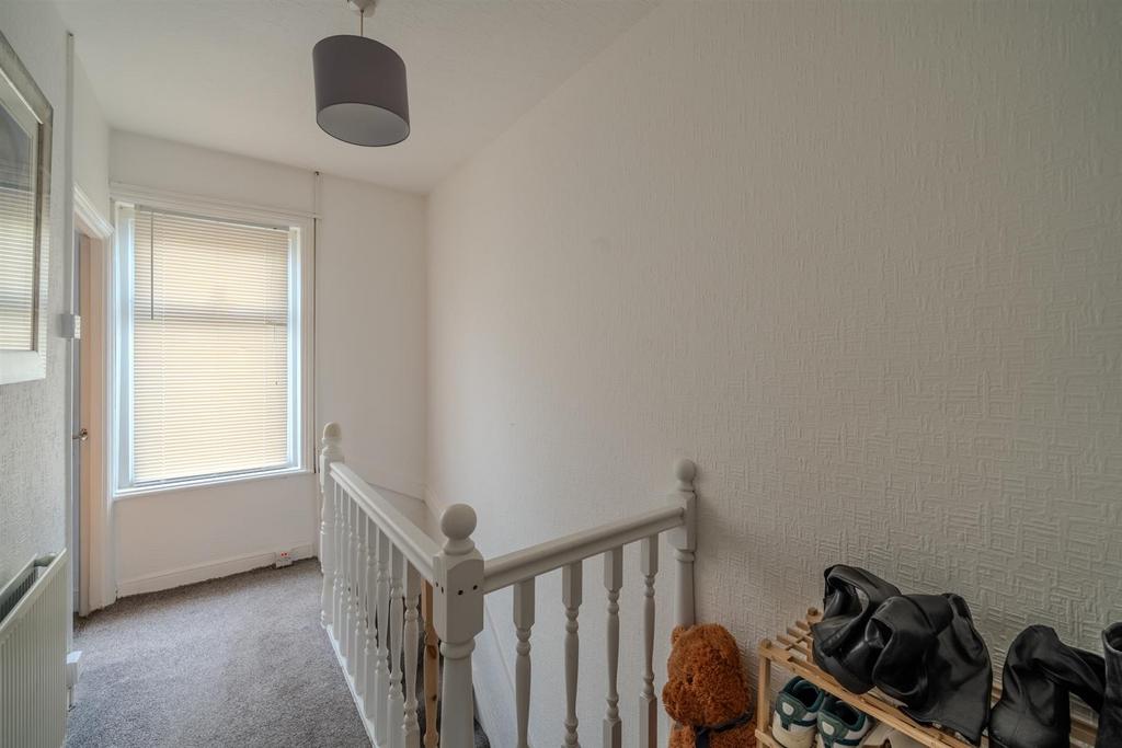14 Windsor Road-5.jpg