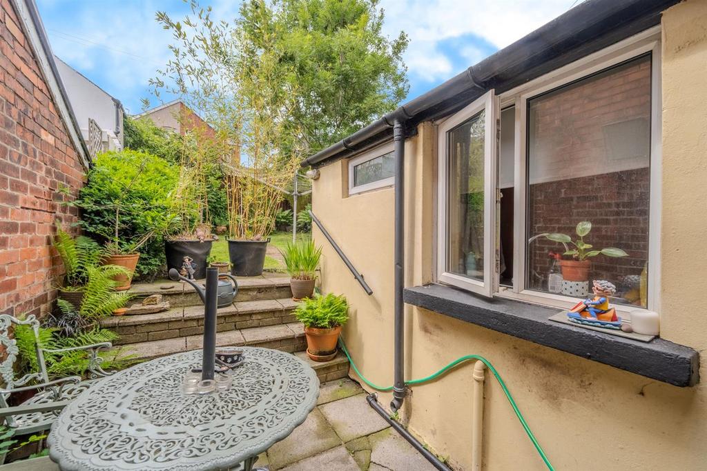 14 Windsor Road 4.jpg