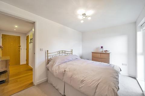 2 bedroom flat for sale, Meadowcourt Road, Blackheath, London, SE3
