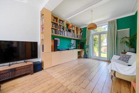 37 Addington Grove, London, SE26 4JX