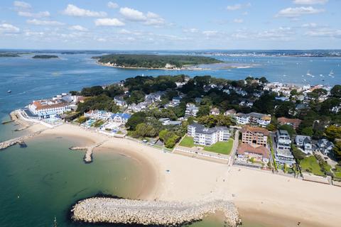 3 bedroom apartment for sale, Banks Road, Sandbanks, Poole, Dorset, BH13