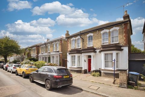 Gladstone Road, Broadstairs, CT10