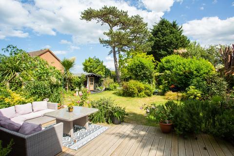 4 bedroom detached house for sale, Campbell Close, Herne Bay, CT6