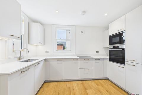 2 bedroom apartment for sale, North Place, Cheltenham GL50