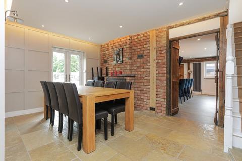 4 bedroom detached house for sale, Redbrook Street, Woodchurch, Ashford, Kent, TN26