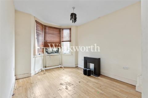 34b Keston Road, London, N17 6PN