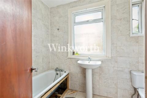 34b Keston Road, London, N17 6PN