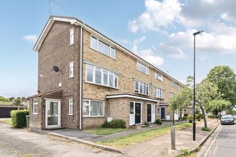 6b Parkview Road, London, SE9 3QW