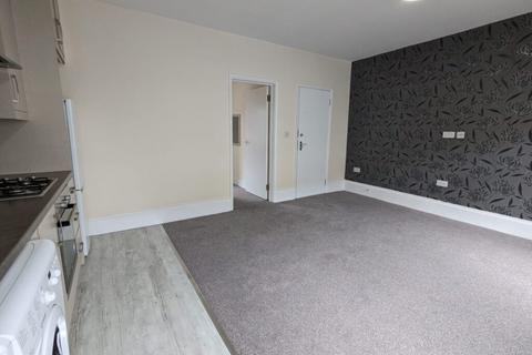 1 bedroom flat to rent, Station Road, London NW10