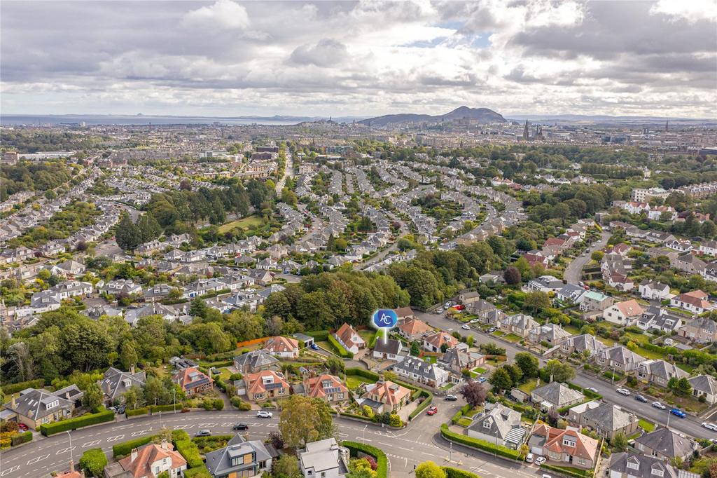 Ariel Shot Alt