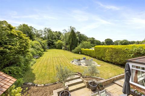 Hideaway Cottage Seale Lane, Puttenham, Guildford, GU3 1AX