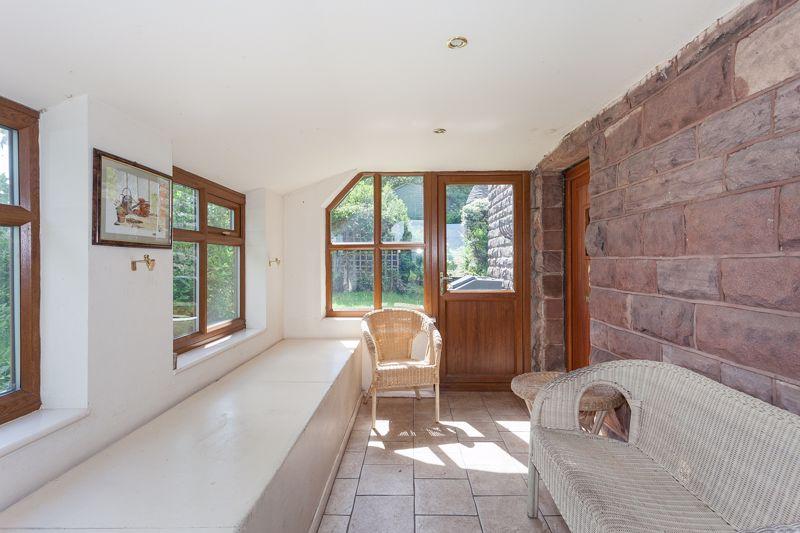 Porch/sun room
