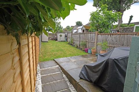 2 bedroom terraced house for sale, Ashford Road, Maidstone