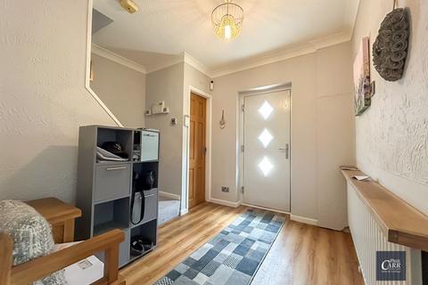 2 Cedar Drive, Sutton Coldfield, B74 3RL