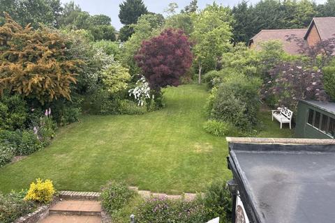 3 bedroom detached house for sale, Cherry Tree Road, Farnham Royal