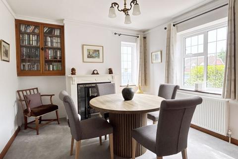 3 bedroom detached house for sale, Cherry Tree Road, Farnham Royal