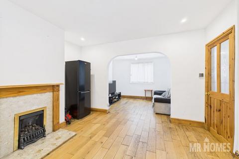 35 Archer Road, Cardiff, CF5 4FL