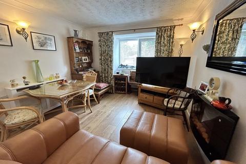 2 bedroom retirement property for sale, Conway Road, Colwyn Bay