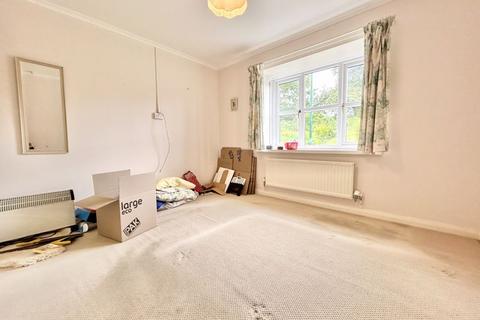1 bedroom bungalow for sale, Maes Berllan, Craig-Y-Don