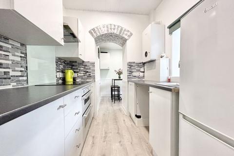 2 bedroom cottage for sale, Mill Road, Llanfairfechan