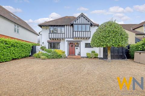 Worrin Road, Shenfield, Brentwood CM15