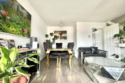 22 Lamerton Close, Bordon, GU35 0HZ