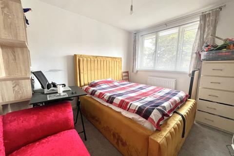 22 Lamerton Close, Bordon, GU35 0HZ