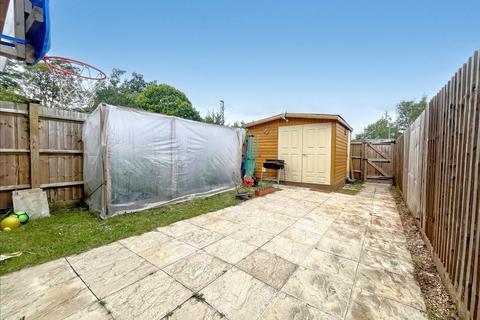 22 Lamerton Close, Bordon, GU35 0HZ
