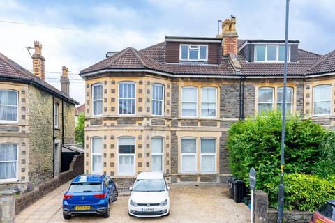 2 bedroom flat for sale, Chesterfield Road, St. Andrews