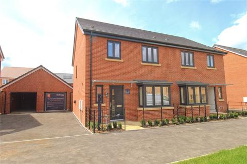 3 bedroom semi-detached house for sale, Weavers Meadow, Trowbridge