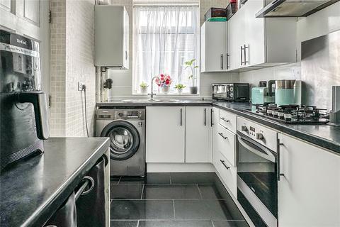77 Thompson Lane, Chadderton, Oldham, OL9 8LX