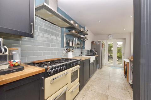 undefined, Drew Street, Brixham