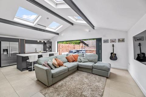 3 bedroom semi-detached house to rent, Westbourne Road, Stockton Heath