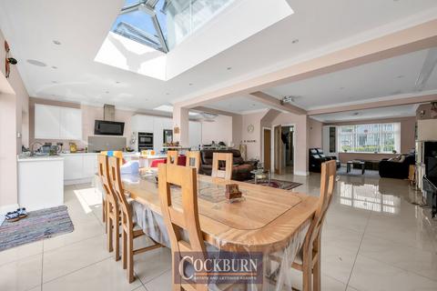 3 bedroom semi-detached house for sale, Leysdown Road, Mottingham, SE9