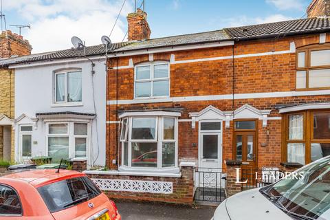 3 bedroom terraced house to rent, Spencer Road, Rushden, NN10 6AD
