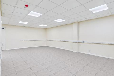 Property to rent, Neptune Way, Rochester